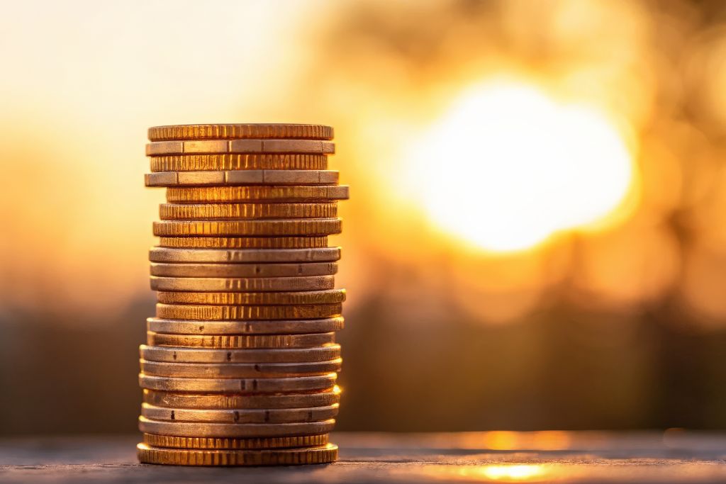 moedas empilhadas representando a mentalidade financeira
